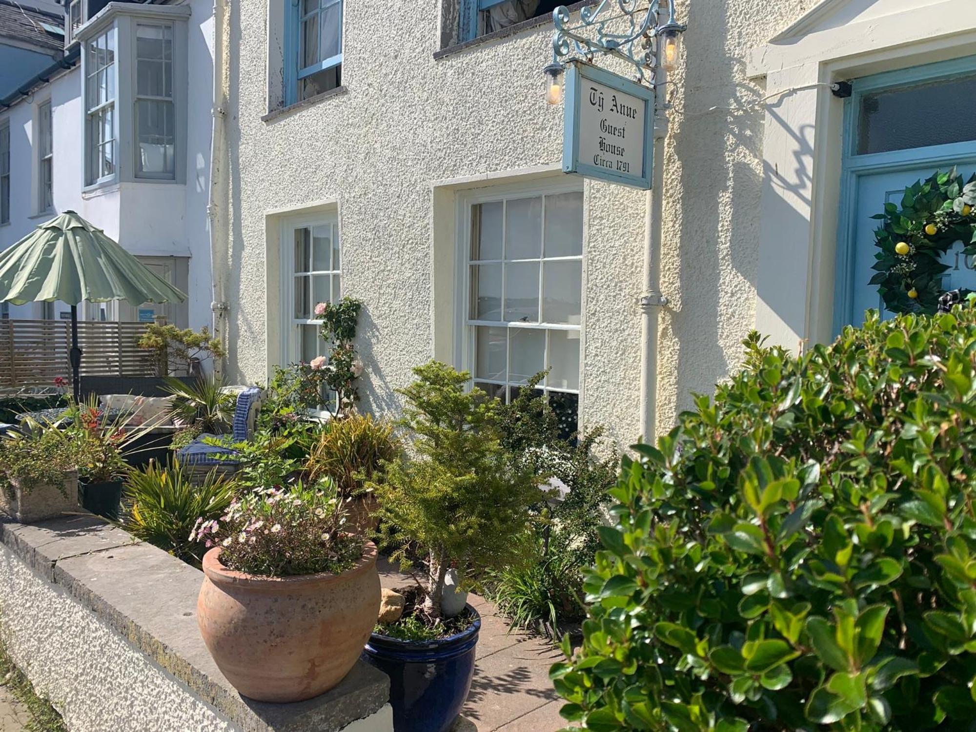 The At Ty Anne Beaumaris